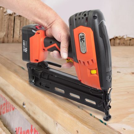 Tacwise 16g Ranger 2 Angled Finish Nailer 18V (2 X 2Ah Lithium Batteries & Fast Charger)